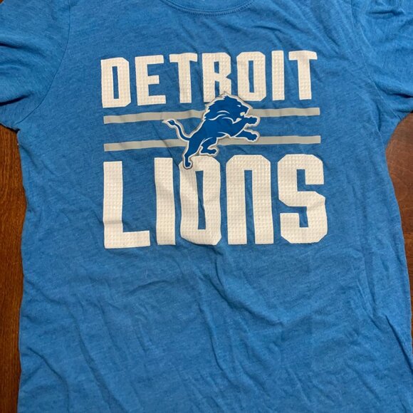 Toronto Blue Jays /Detroit Lions/ 2 Toronto Rock Shirts/ Raptors shirt bundle - Picture 10 of 11